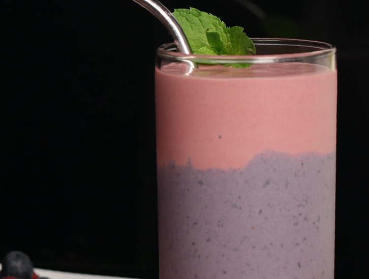 Recipe TRIPLE BERRY LAYERED SMOOTHIE